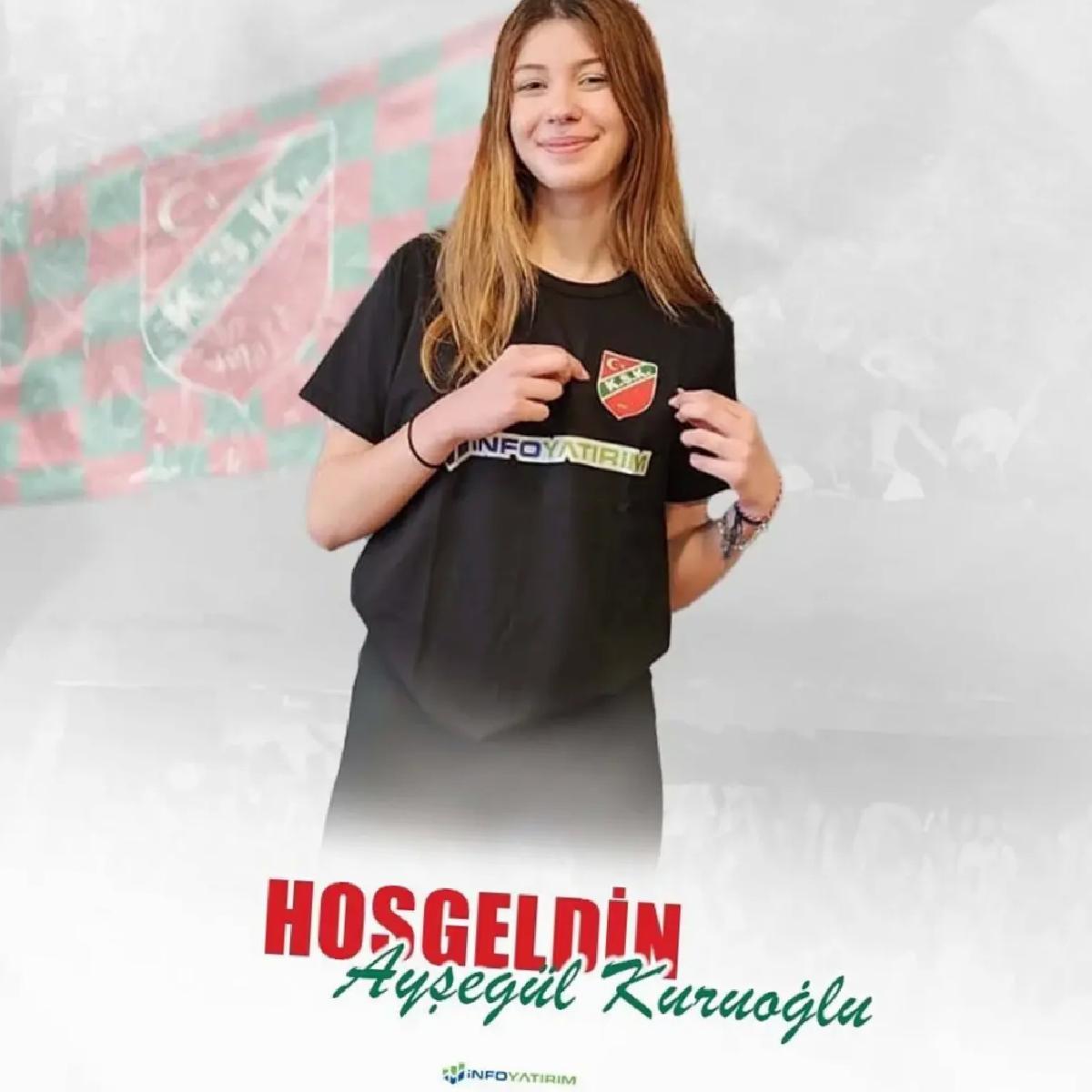 Karşıyaka’ya Genç Smaçör Transferi