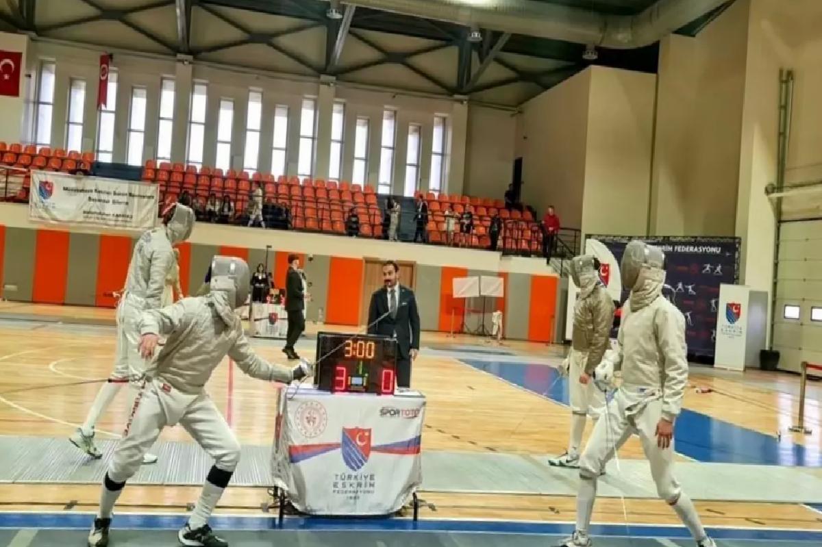 Kastamonu’da Kılıç Açık Turnuvası Yapıldı