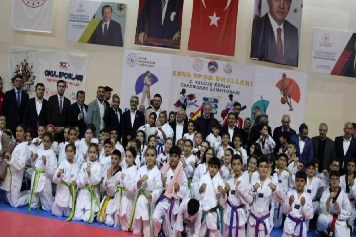 Kayseri’de ERVA Spor Okulları Taekwondo Şampiyonası