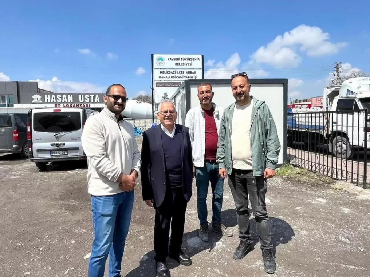 Kayseri’de Yeni Bir Camii İnşaatı Devam Ediyor