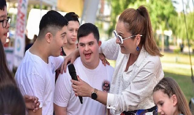 Kent Park’ta Manisiz Coşku
