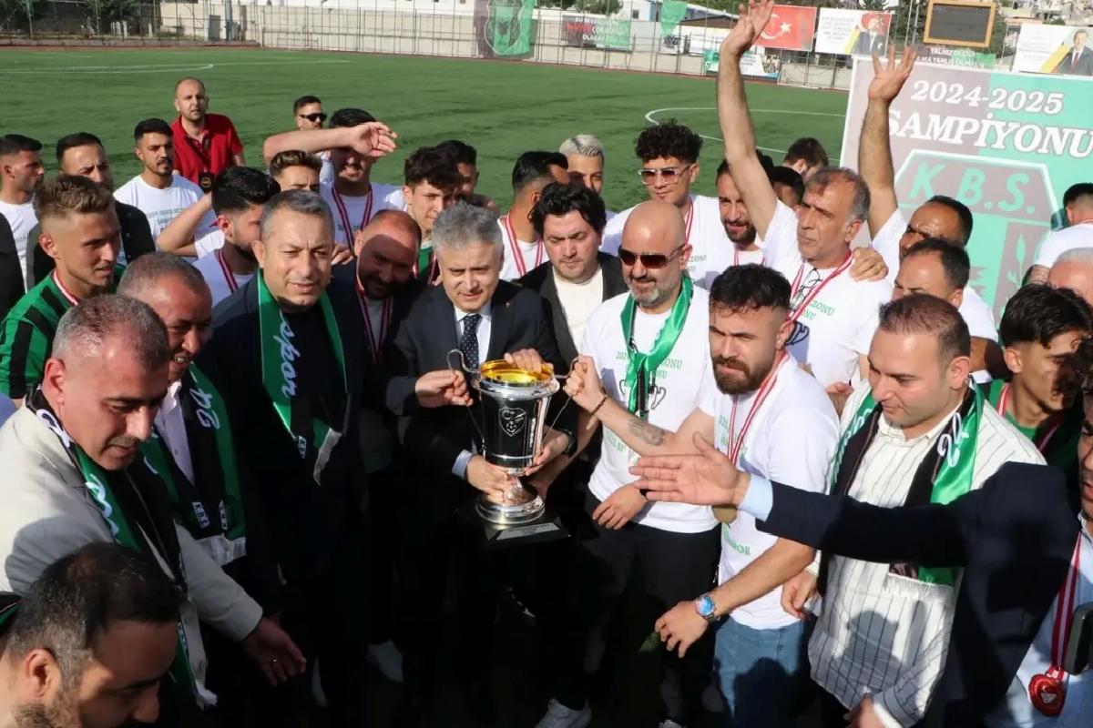 Kilis Belediyespor TFF 3. Lig Kupasını Aldı