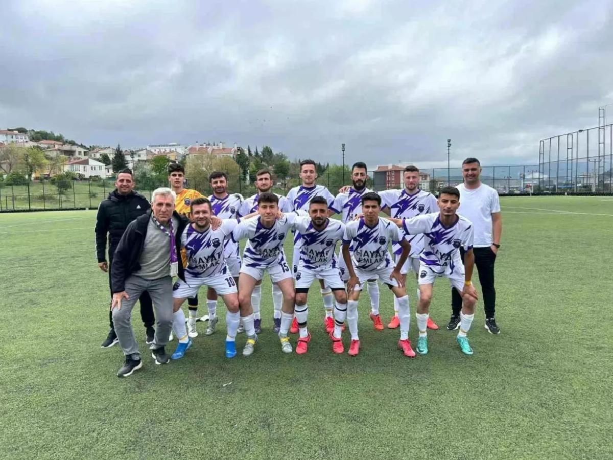 Kınıkspor Kritik Galibiyetle Tepeye Yaklaştı
