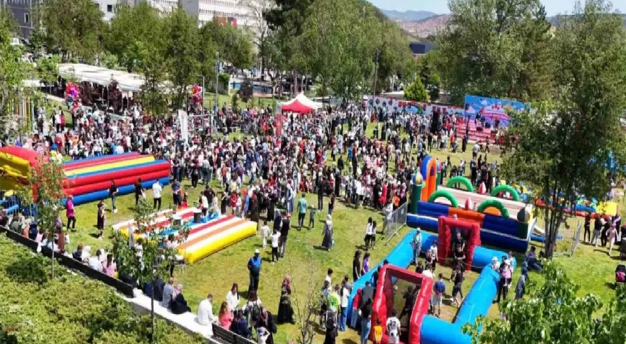Kırıkkale’de her yaştan vatandaş 19 Mayıs şenliğinde buluştu