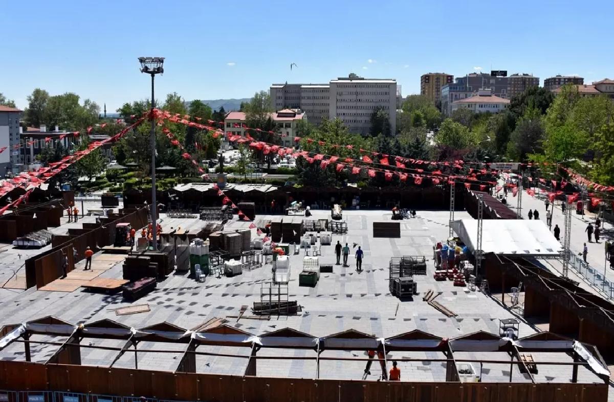 Kırıkkale’de İşyurtları Fuarı