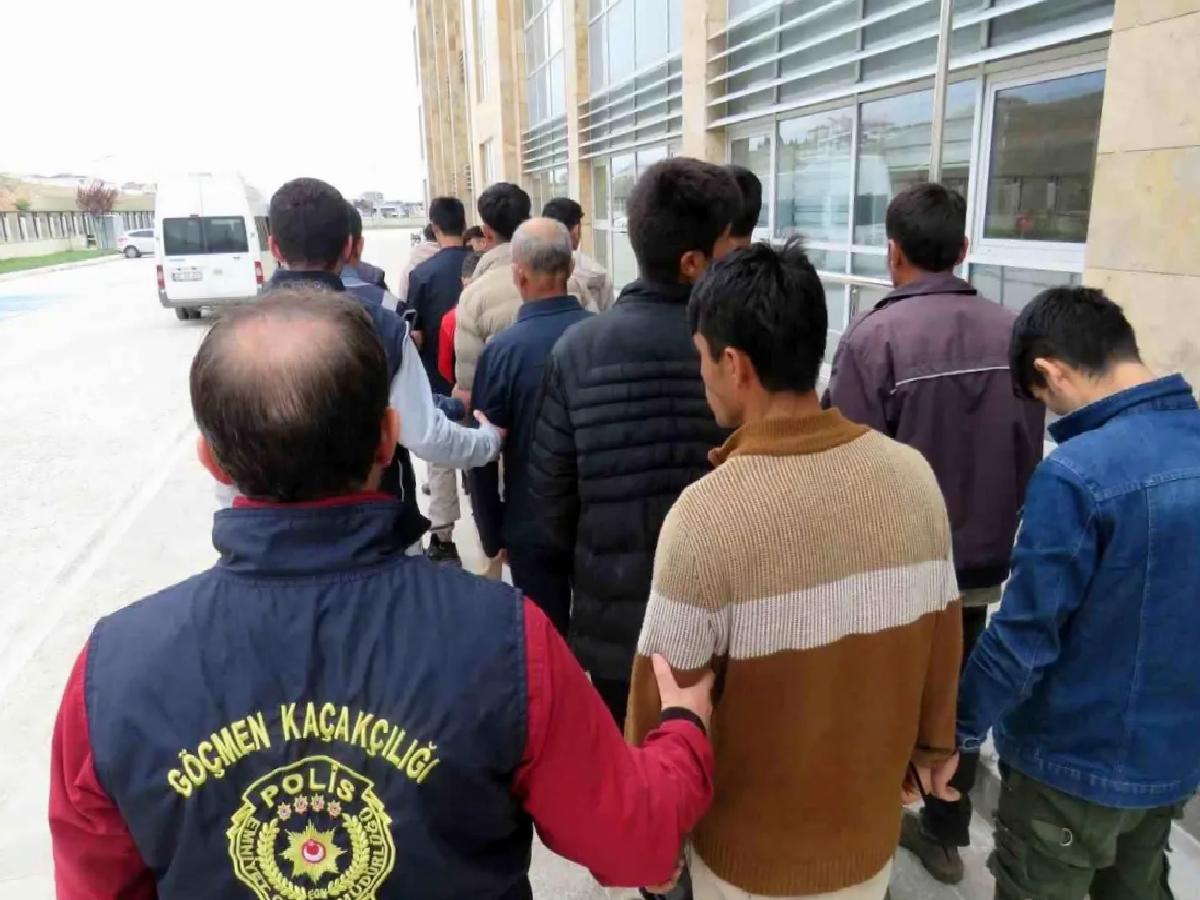 Kırşehir’de 18 Sistemsiz Göçmen Yakalandı