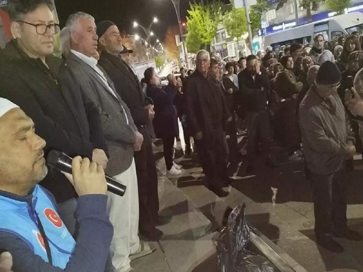 Kırşehir’den Hac Adayları Uğurlandı