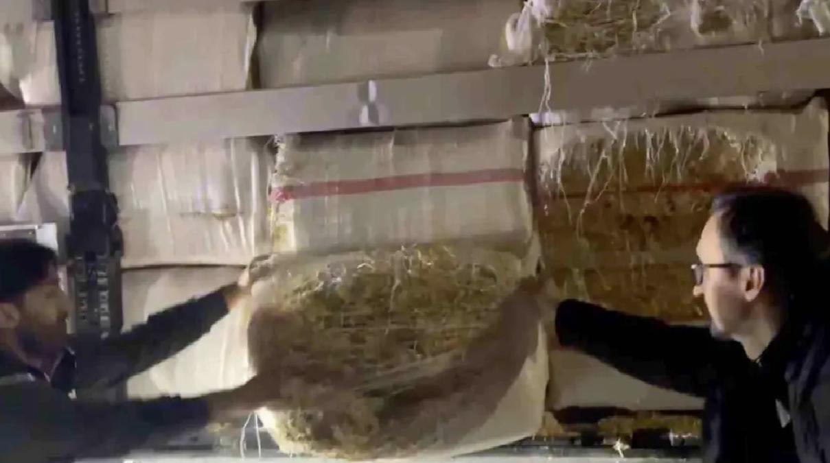 Kocaeli’de 27 bin paket kaçak sigara ele geçirildi