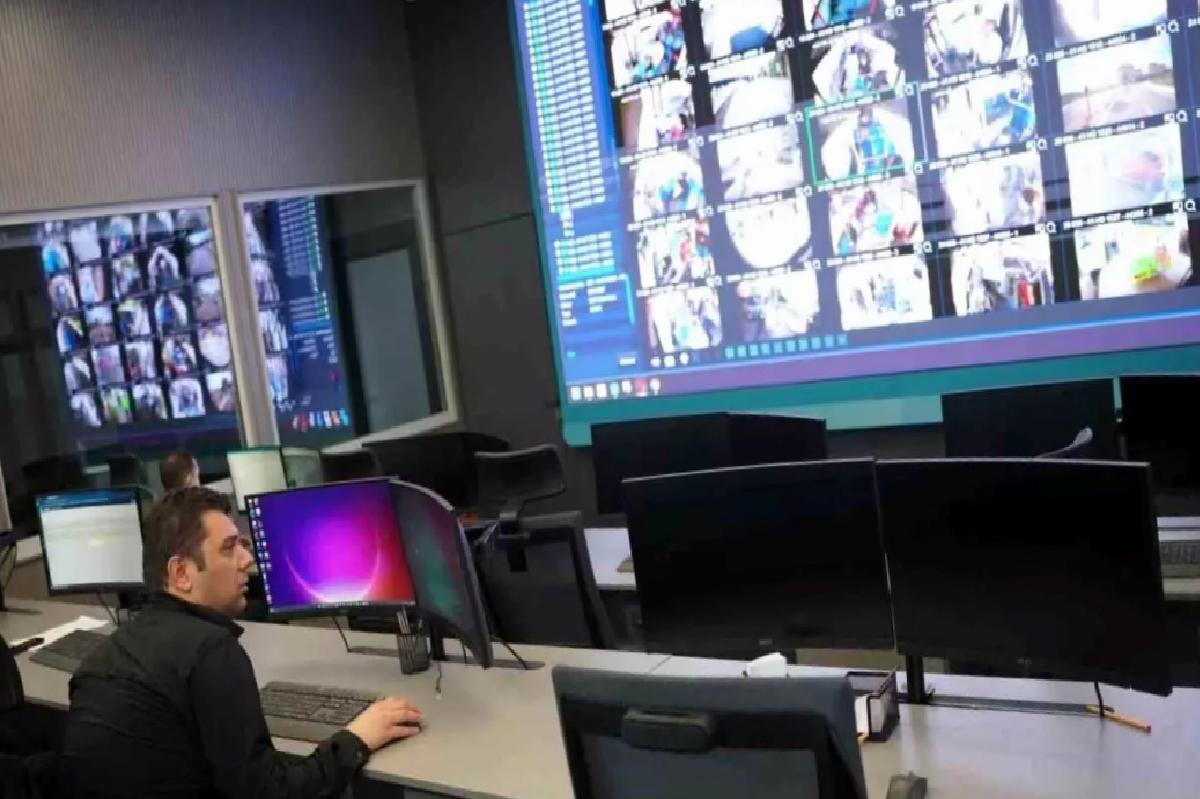 Kocaeli’de Toplu Taşıma Araçları Anlık Olarak 6 Bin Kamera ile Denetleniyor