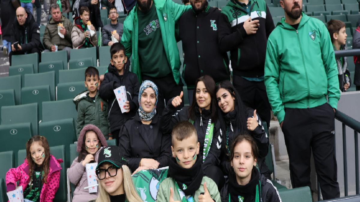 Kocaelispor ailelere ve öğrencilere kombinelerde yüzde 41 indirim yaptı