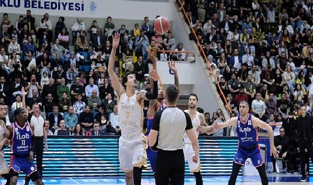 Konya Büyükşehir Belediyespor Yarı Finalde