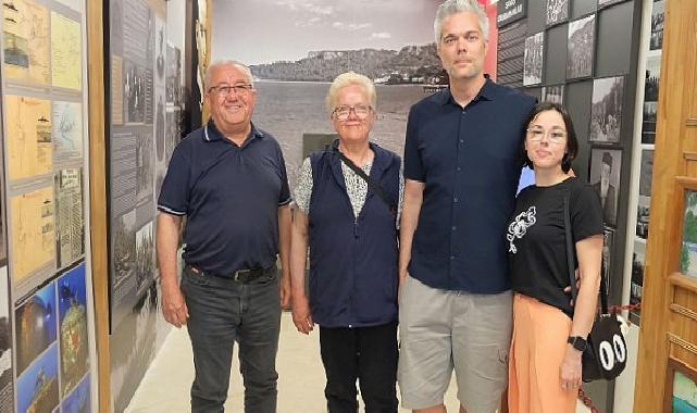Kültür Konutu’na kitap bağışladı