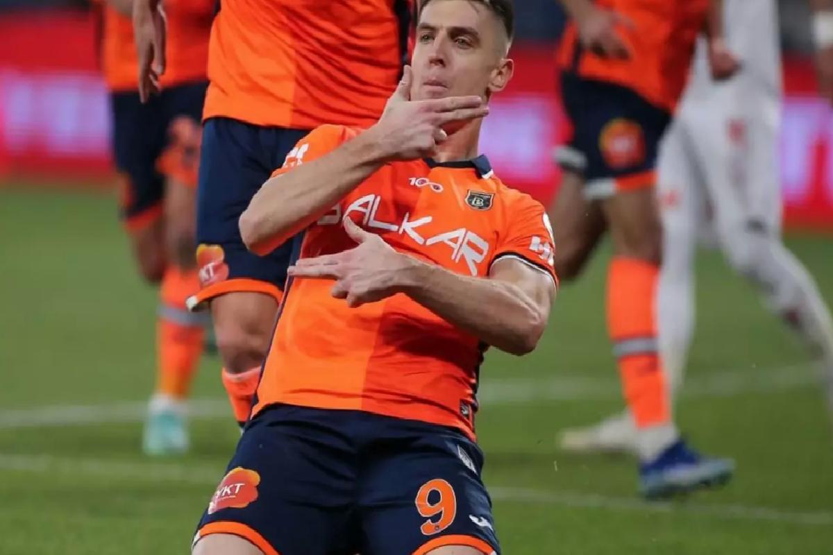Kulüp tarihine geçen bonservis! Krzysztof Piatek Katar yolunda