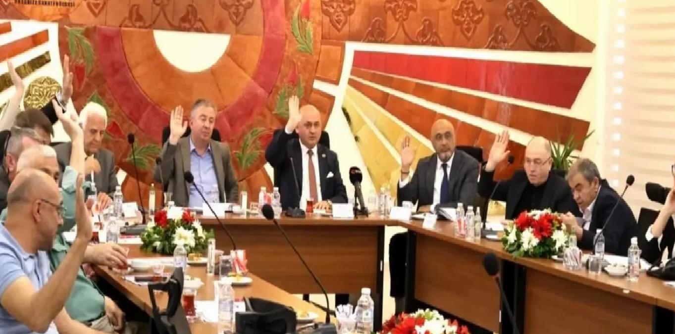 Kütahya’da ’30 Ağustos OSB Genel Kurulu Toplantısı’ yapıldı, yeni periyot için maksatlar belirlendi