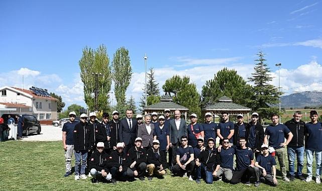 Lider Altay Beyşehir Atabey Gençlik ve Eğitim Kampı’nda LİMA Öğrencileriyle Buluştu