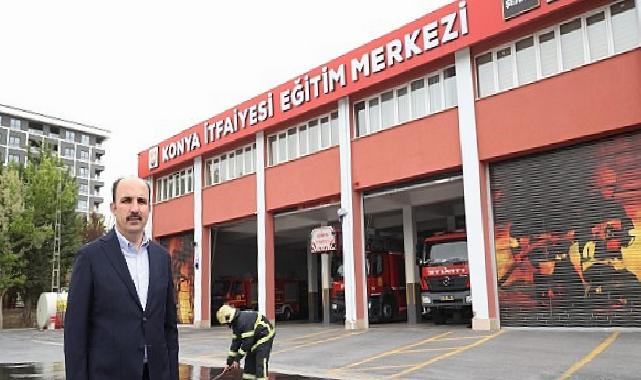Lider Altay “Gönüllü İtfaiyecilik” Eğitimi Alan Üniversite Öğrencileriyle Buluştu