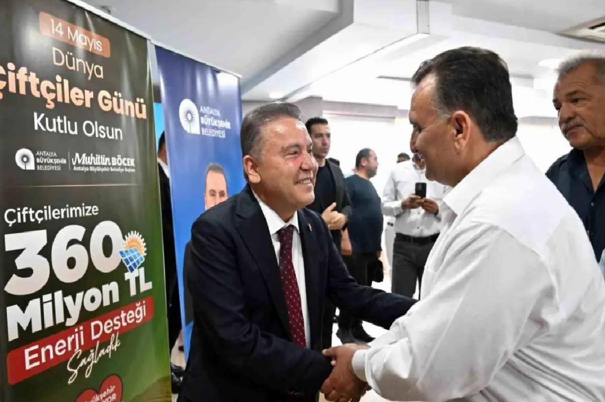 Lider Böcek, Dünya Çiftçiler Günü’nde Çiftçilerle Buluştu