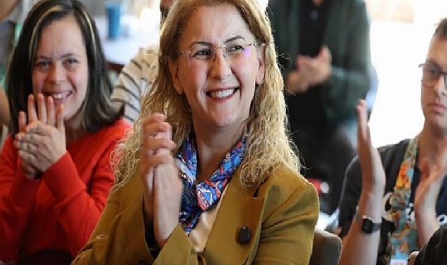 Lider Ovalıoğlu’ndan “+1 Sevgi” Buluşması