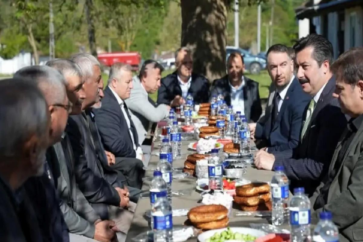 Lider Özel: “Her şey Yenişehir halkı için”