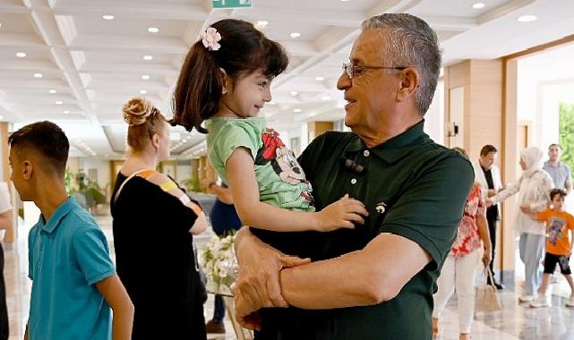 Lider Topaloğlu engellilerle yemekte buluştu