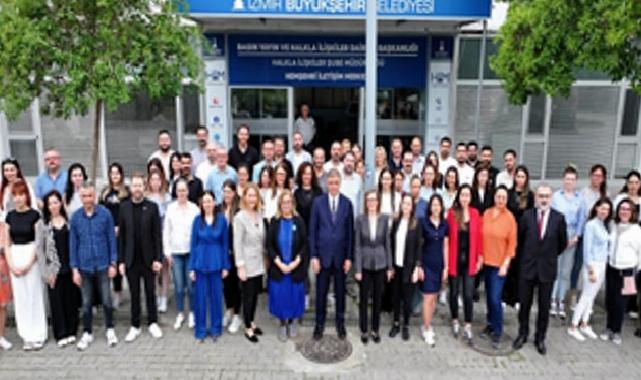 Lider Tugay, HİM işçisi ile buluştu