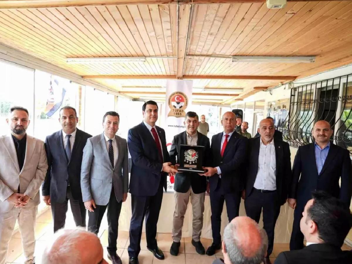 Lider Yılmaz’dan teknik adamlara moral ziyareti