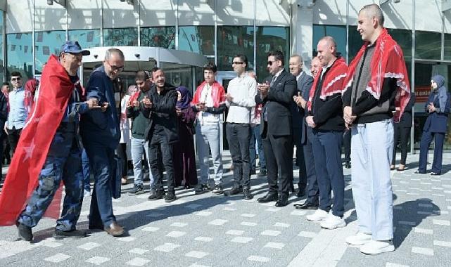Mani Tanımayan Yürekler Vatan Sevgisiyle Yemin Etti