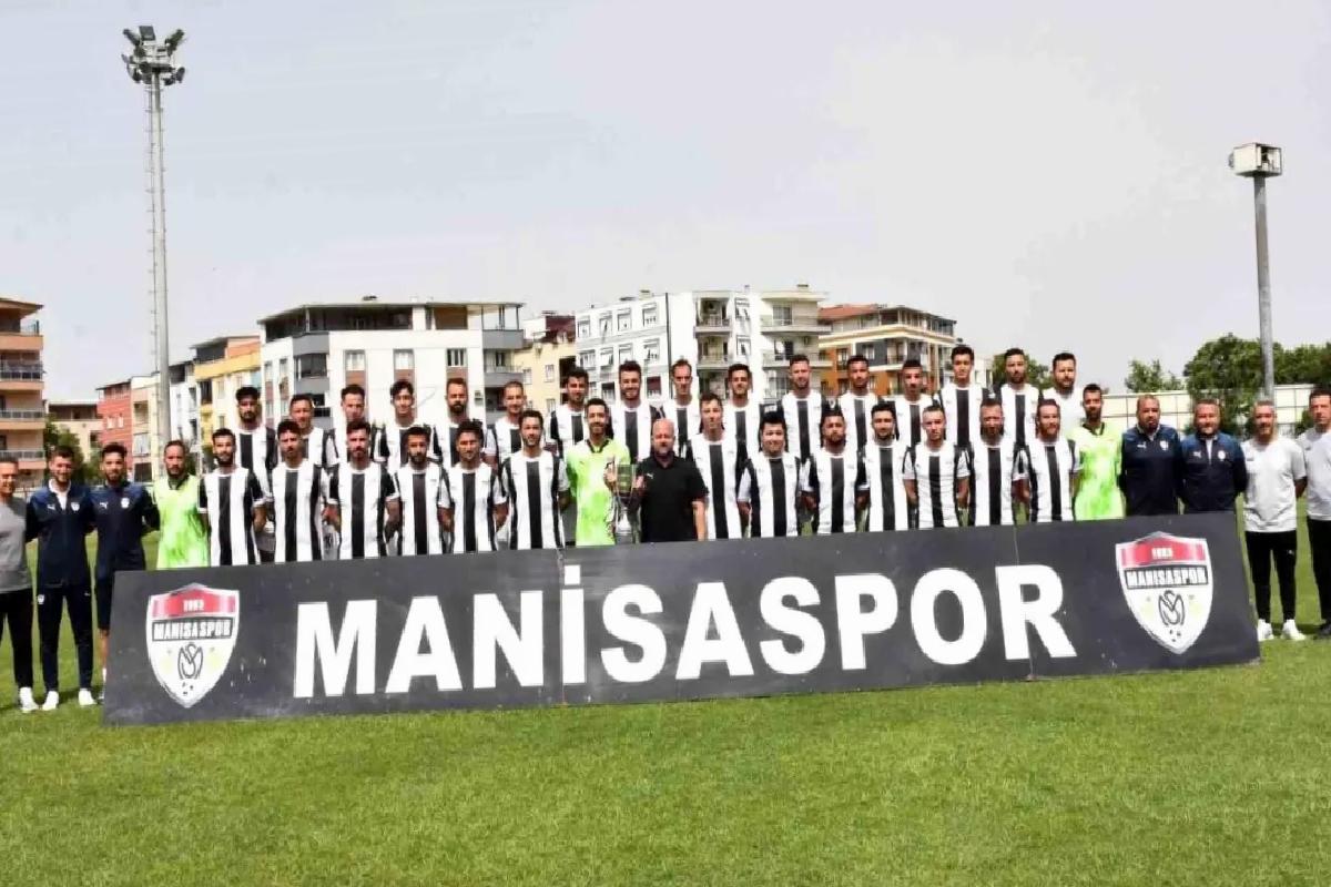 Manisaspor Şampiyonluk Kupasını Aldı