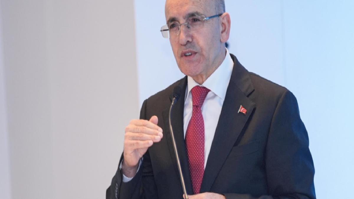 Mehmet Şimşek: Vergi kontrol süreçlerinin maliyeti dijital dönüşümle azaltılacak