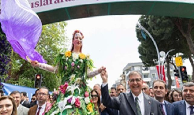 Memleketler arası Bayındır Çiçek Şenliği coşkuyla başladı