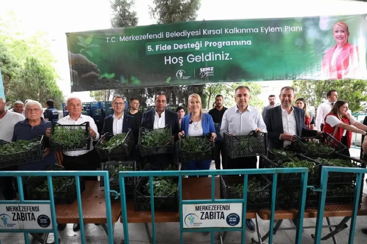 Merkezefendi Belediyesi’nden Çiftçilere Fide Dayanağı