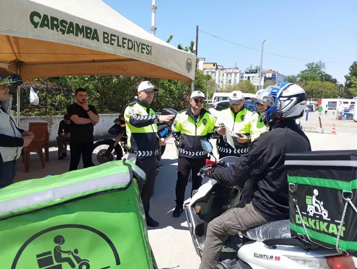 Motosiklet Şoförlerine Trafik Bilgilendirmesi