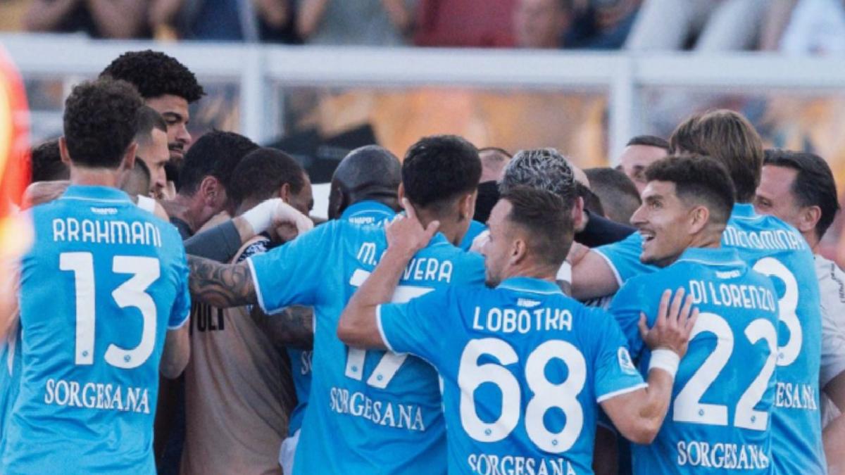 Napoli’ye Lecce karşısında tek gol yetti