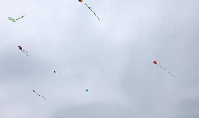 Nilüfer’de gökyüzü uçurtmalarla renklendi