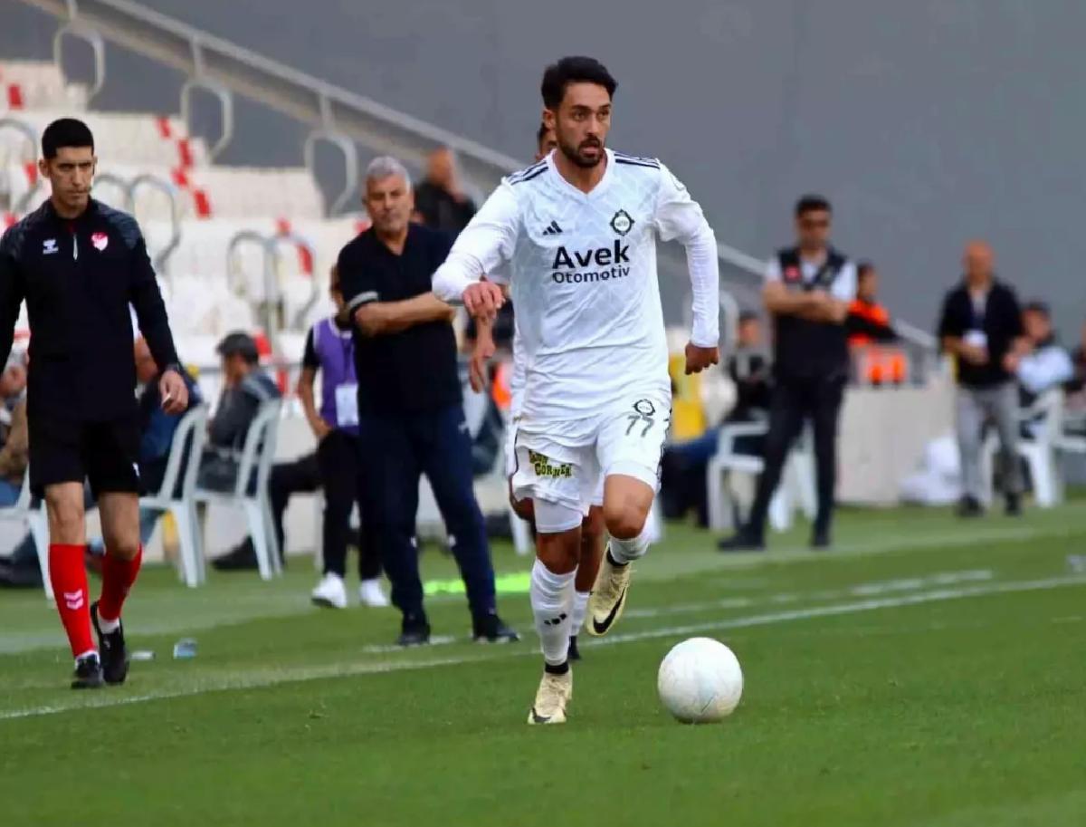 Onur Efe’nin Mukavelesi Sona Eriyor