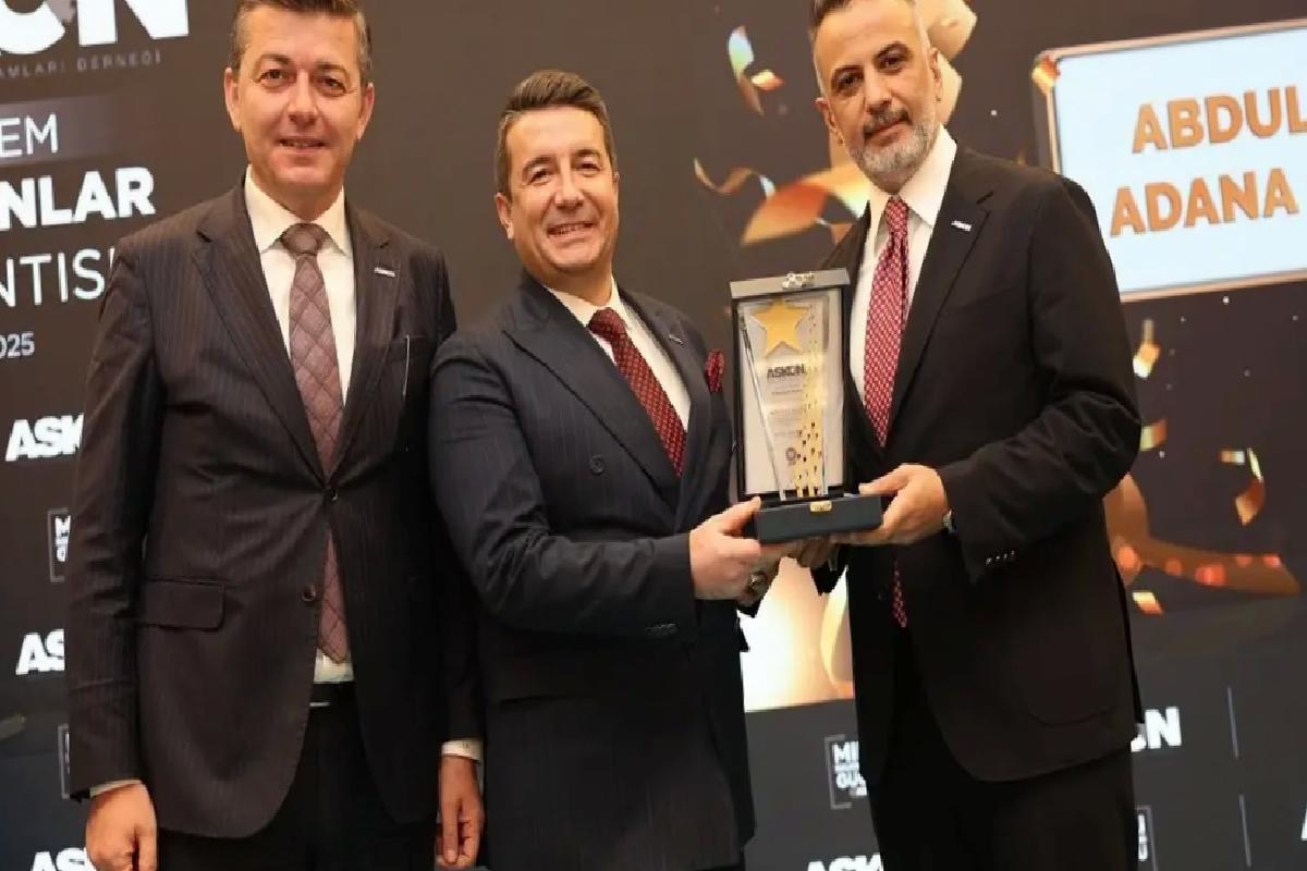 Onur Kacar’a Muvaffakiyet Mükafatı