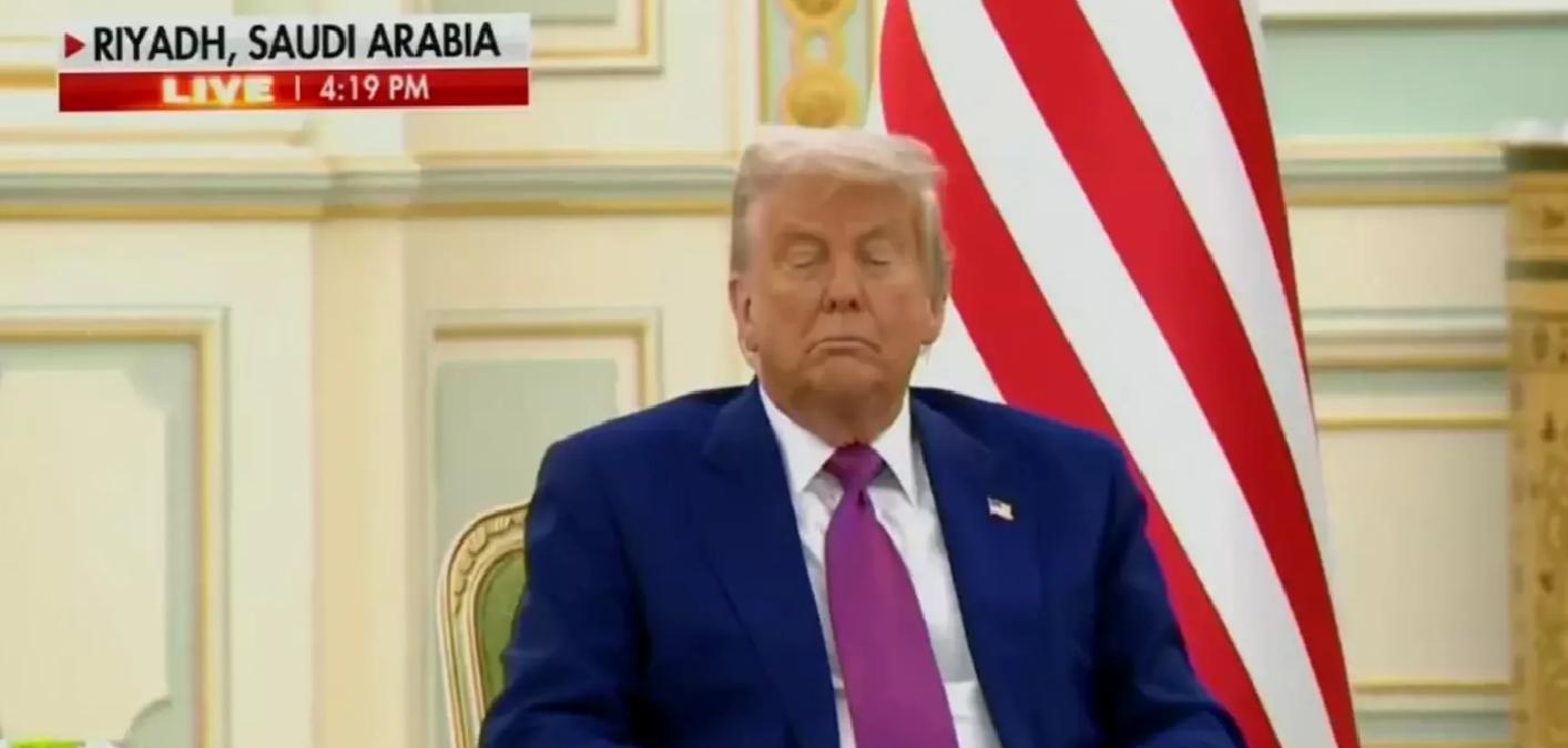 Orta Doğu cinsine çıkan Trump, birinci durağı Suudi Arabistan’da yorgun düştü