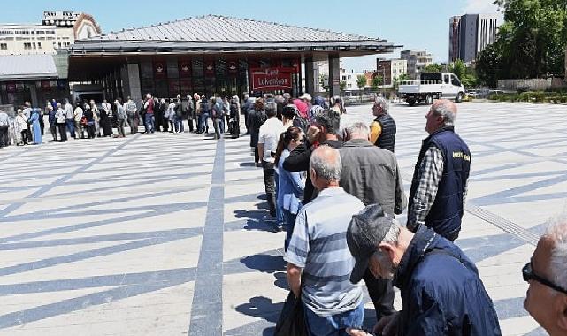 Osmangazi Belediyesi’nden fiyatsız fide dağıtımı
