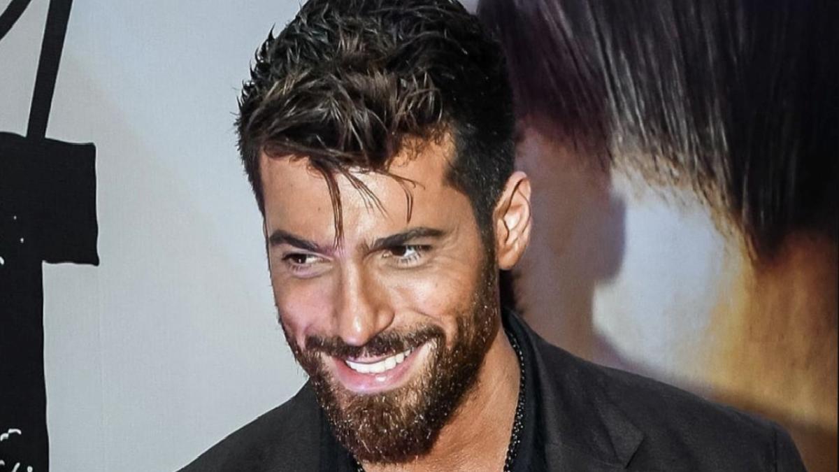 Oyuncu Can Yaman’dan leopar tarz! Ekibine yorum yağdı