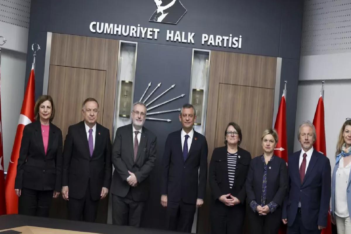 Özgür Özel, Marc Cools ile Görüştü