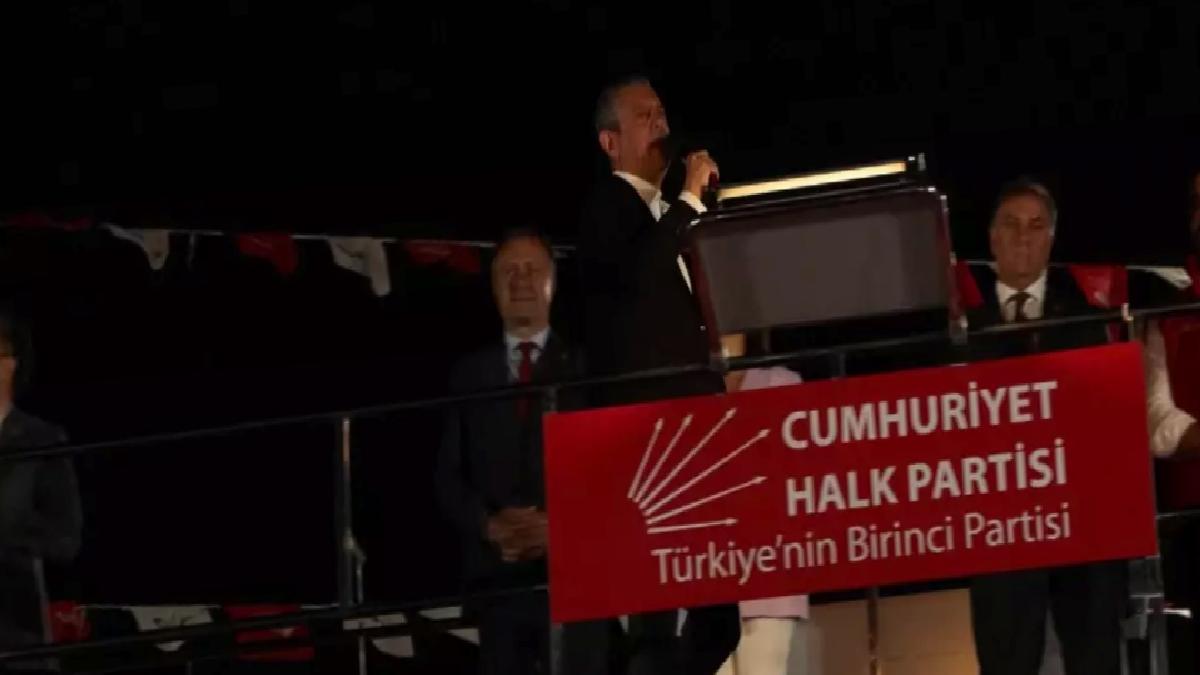 Özgür Özel: Palavralarla Kumpas Kurdu