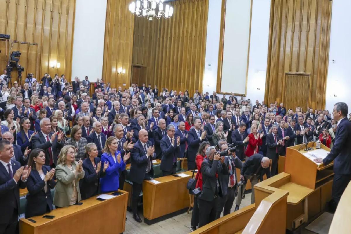 Özgür Özel: Taarruzun Gerisindeki Gerçekler Açığa Çıkarılmalı