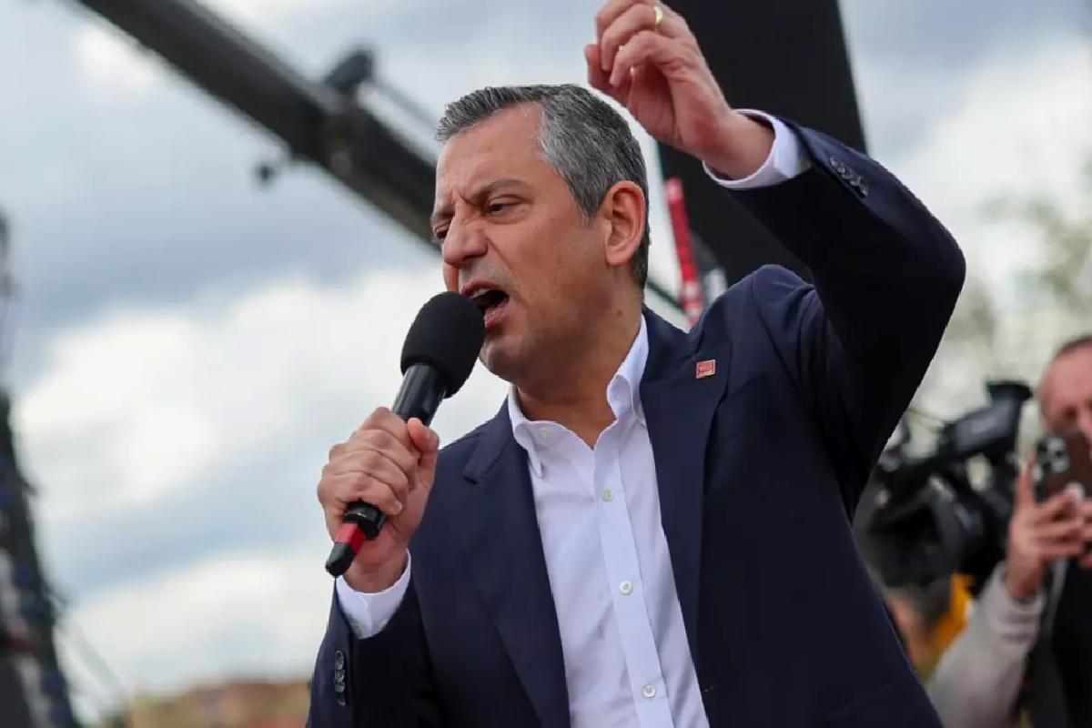 Özgür Özel: Terörsüz Türkiye’ye evet diyoruz, silahların bırakılmasını bekliyoruz