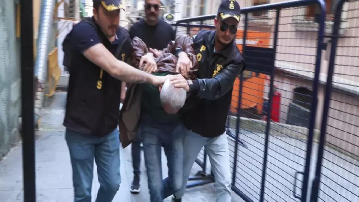 Özgür Özel’e yumruklu saldırıyı gerçekleştiren kuşkulu gözaltına alındı / Ek bilgiyle