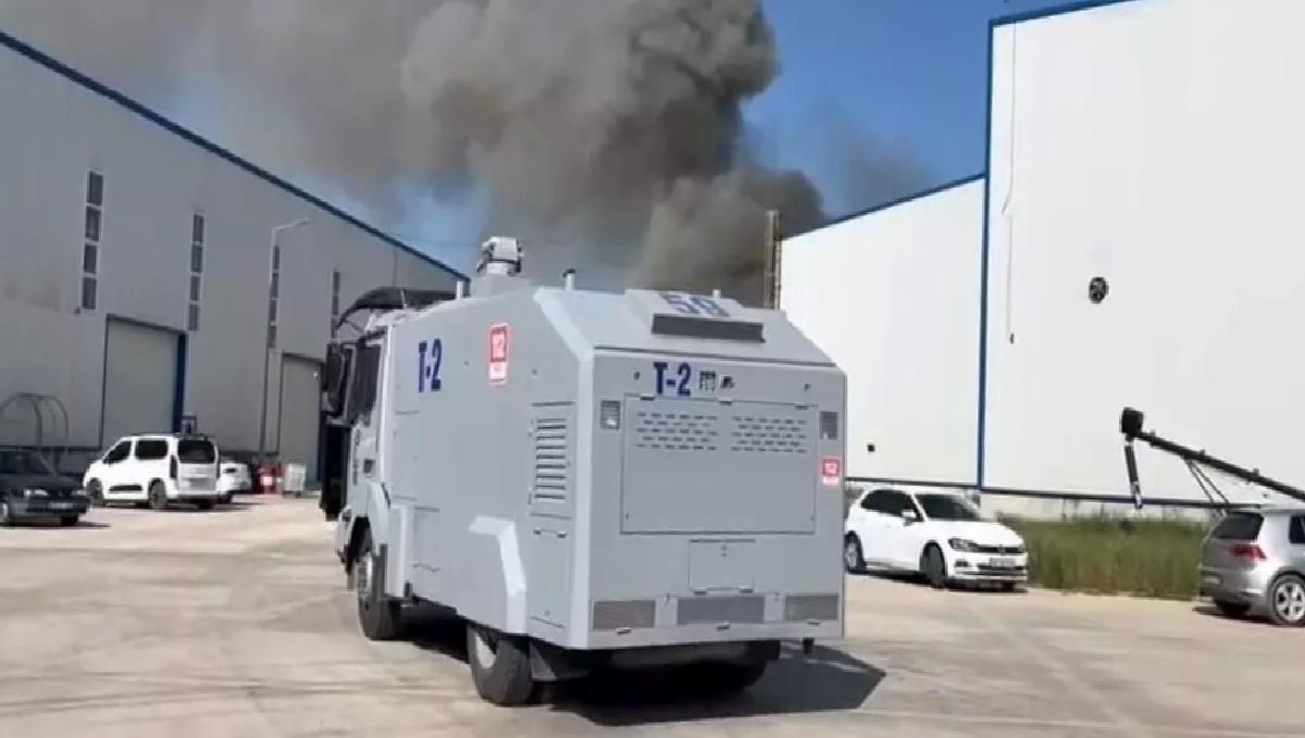 Özpar Kauçuk Fabrikasında Yangın Denetim Altında