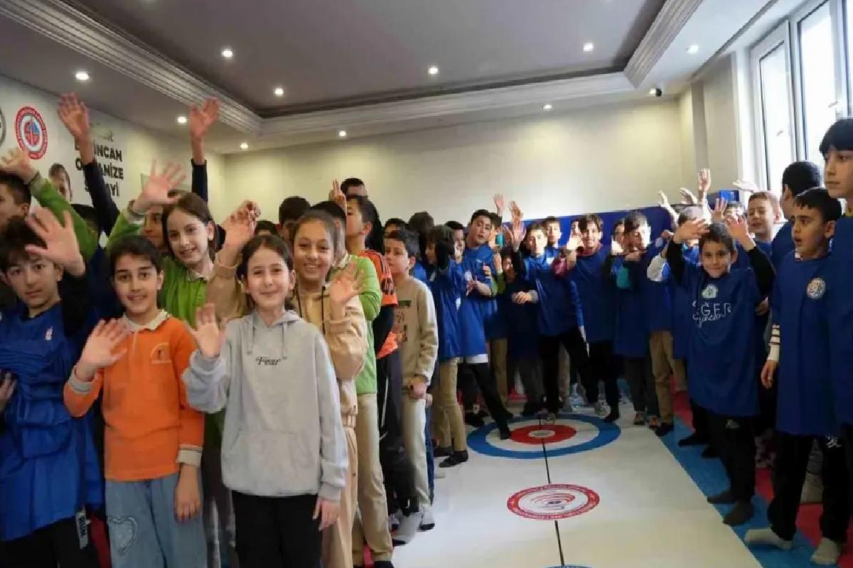 Paha Erzincan Projesi: 1254 Genç Sporla Buluştu