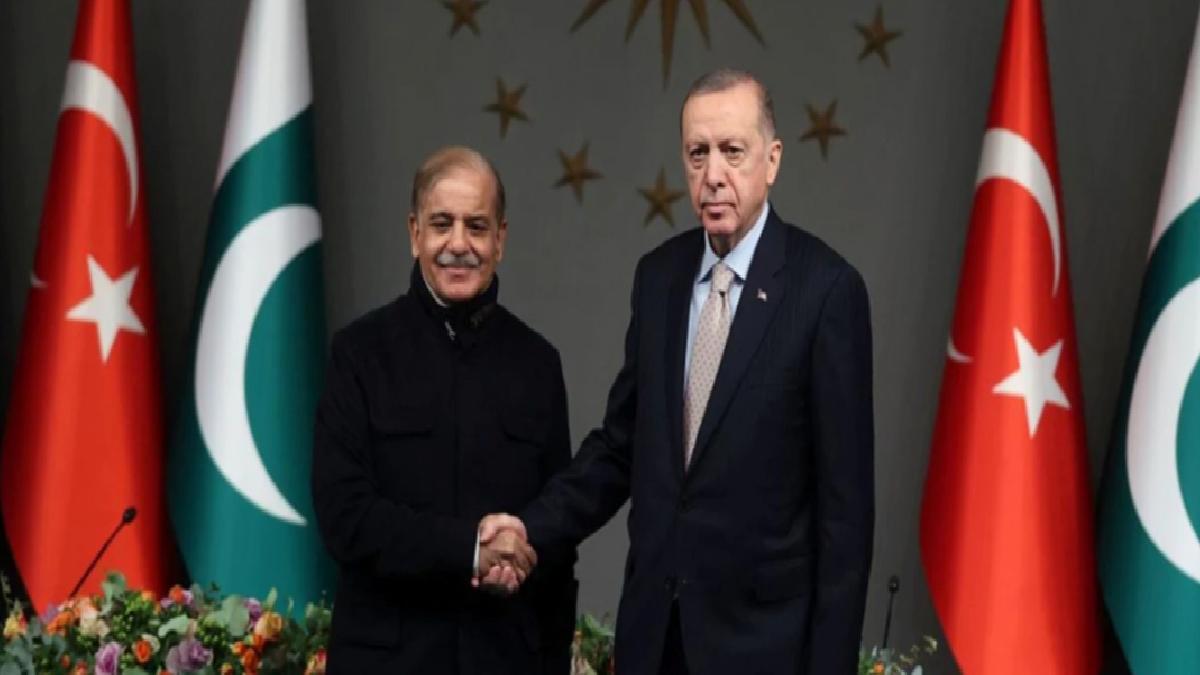 Pakistan Başbakanı Şahbaz Şerif: PKK’nın feshini memnuniyetle karşılıyoruz