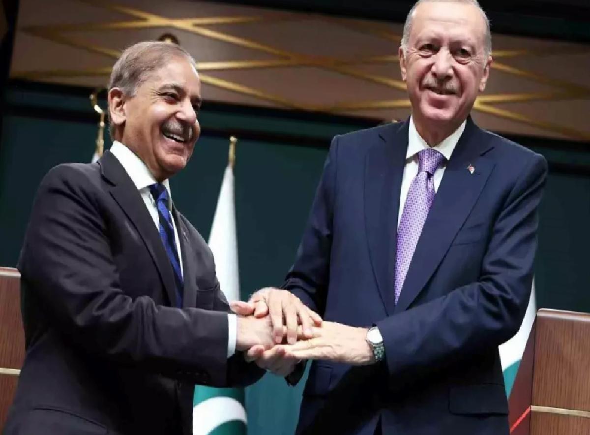 Pakistan Başbakanı Şerif’ten Cumhurbaşkanı Erdoğan’a teşekkür