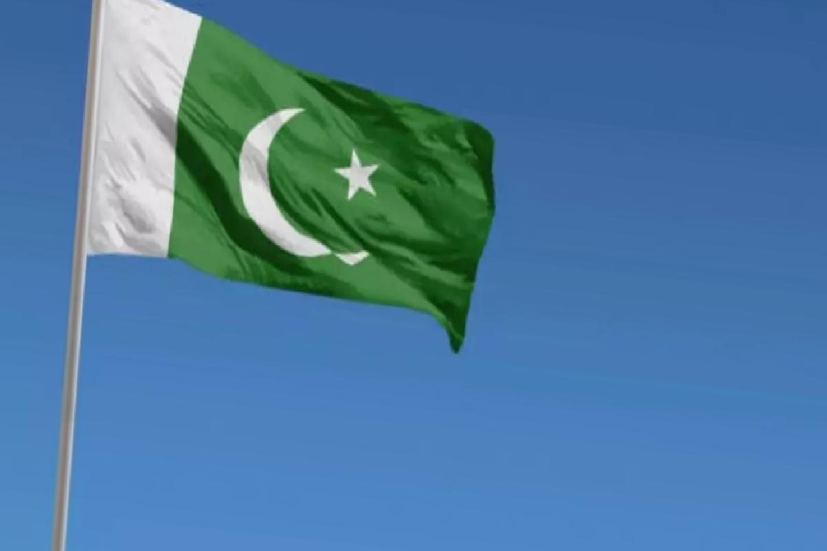 Pakistan’da Askeri Okul Öğrencilerine Hücum