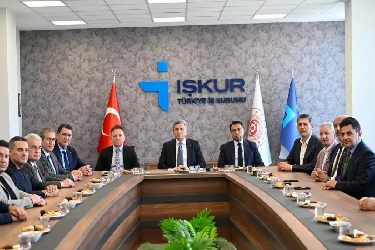 Patronlar ve Meslek Lisesi Öğrencileri Buluşturuldu